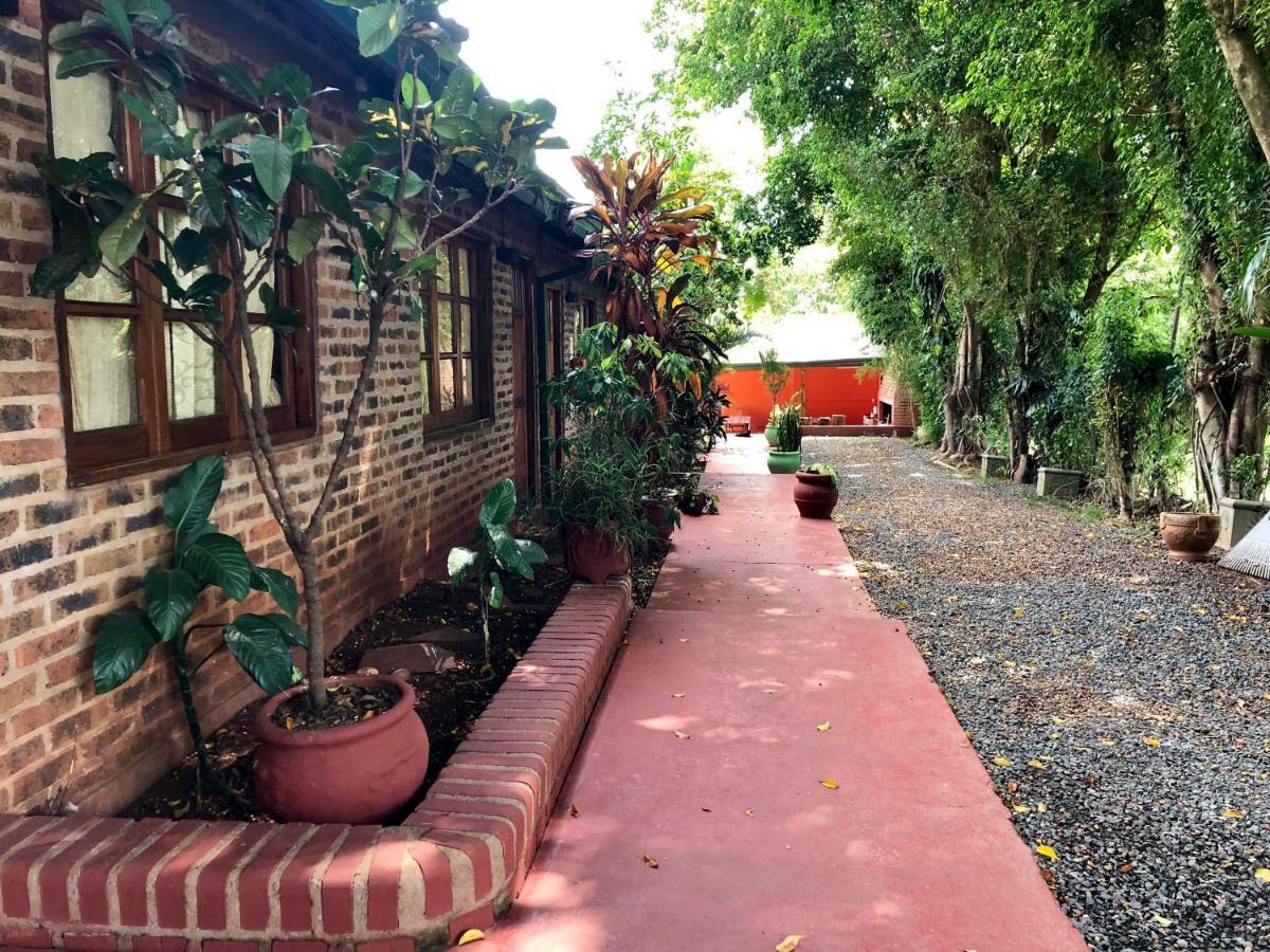 Cabanas Laboulaye Puerto Iguazu Exterior photo